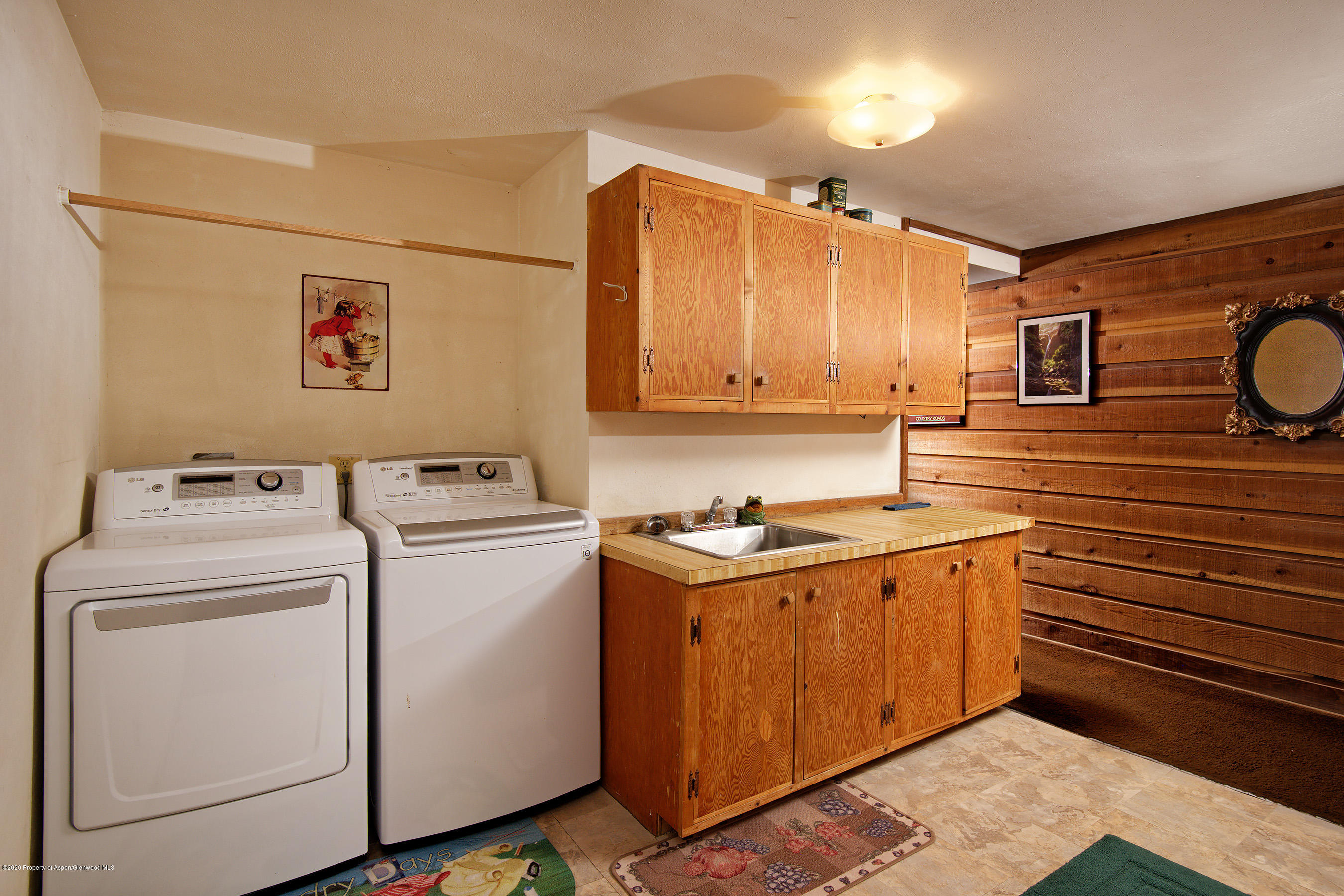 100 Riverside Road Carbondale, CO 81623 - Photo 28 of 38 100Riverside_DASH_060820_010
