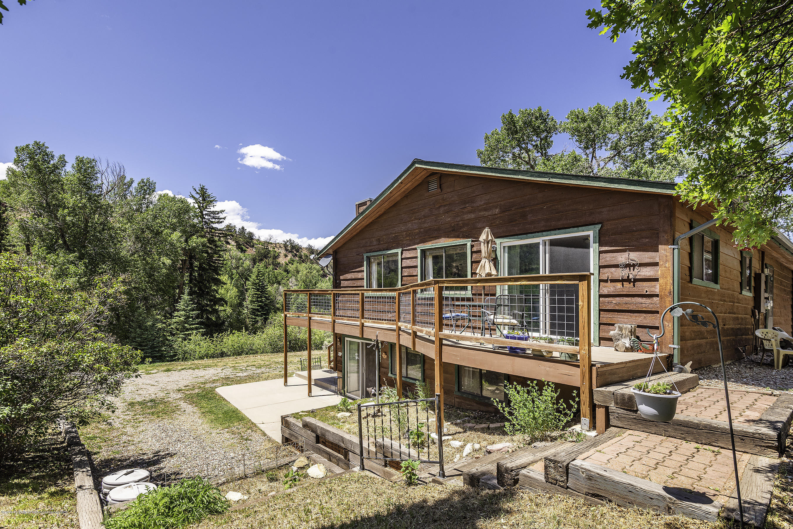 100 Riverside Road Carbondale, CO 81623 - Photo 6 of 38 100Riverside_DASH_060820_026