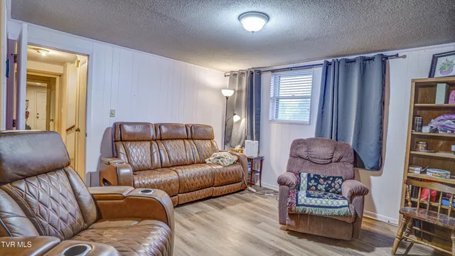 $285,000 | 341 Belmont Drive, Bristol, TN 37620