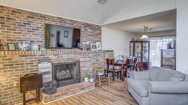 $285,000 | 341 Belmont Drive, Bristol, TN 37620