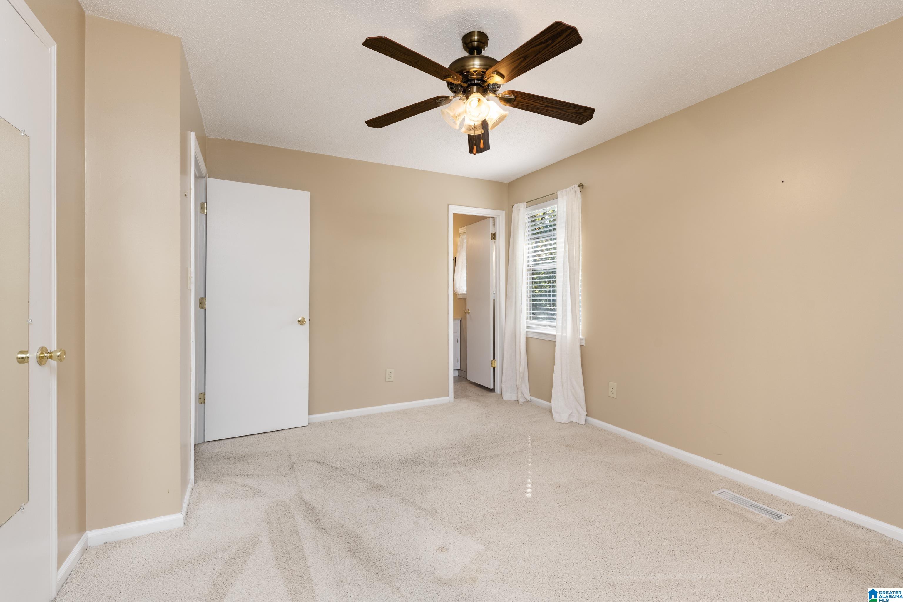 299 Fran Drive Alabaster, AL 35007 - Photo 32 of 40