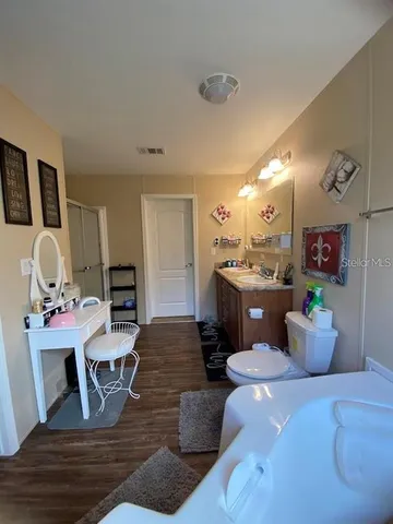 $1,900 | 12170 Northeast 90th Street, Bronson, FL 32621