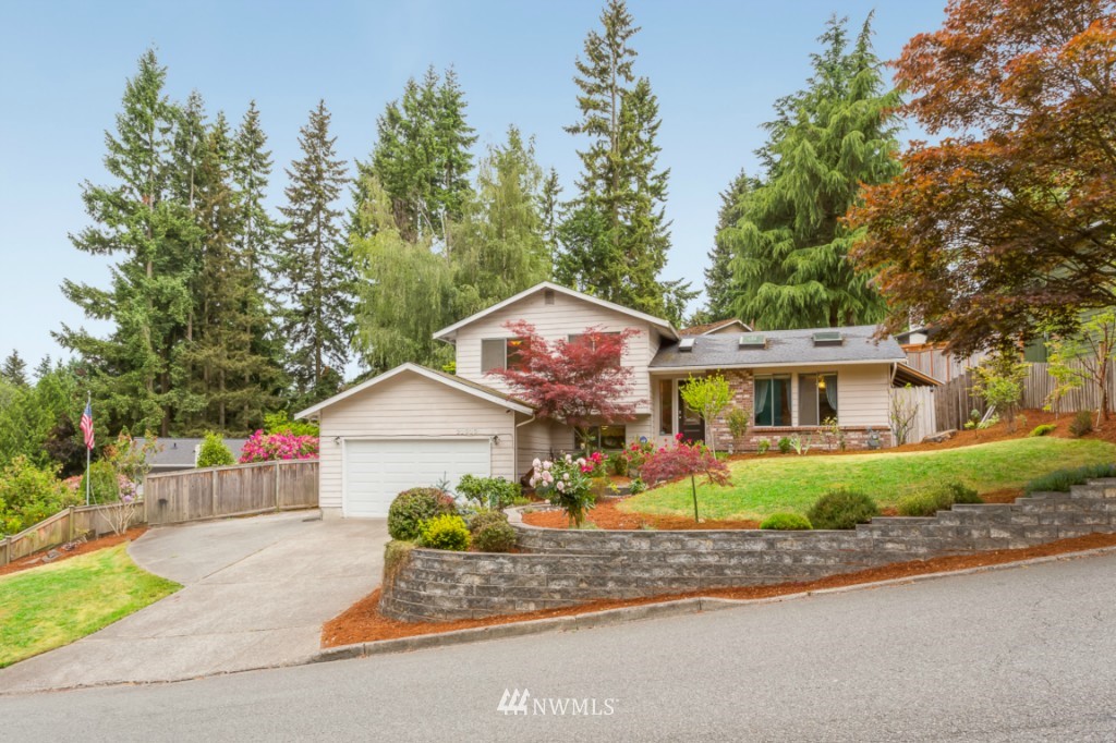 21910 Meridian Avenue South Bothell, WA 98021 - Photo 1 of 22