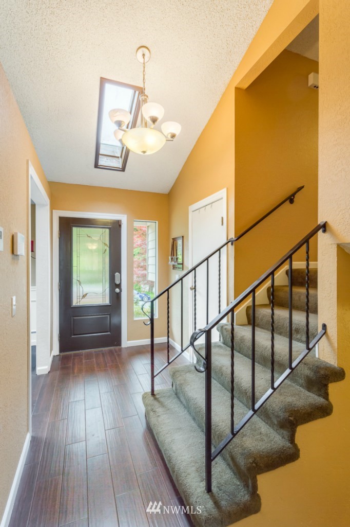 21910 Meridian Avenue South Bothell, WA 98021 - Photo 12 of 22