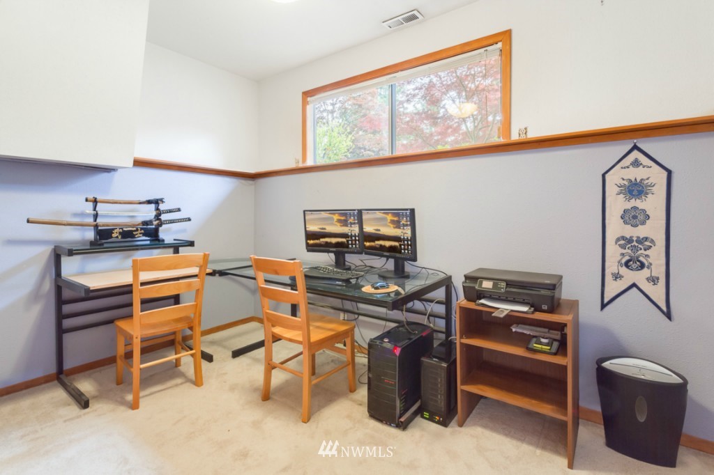 21910 Meridian Avenue South Bothell, WA 98021 - Photo 19 of 22