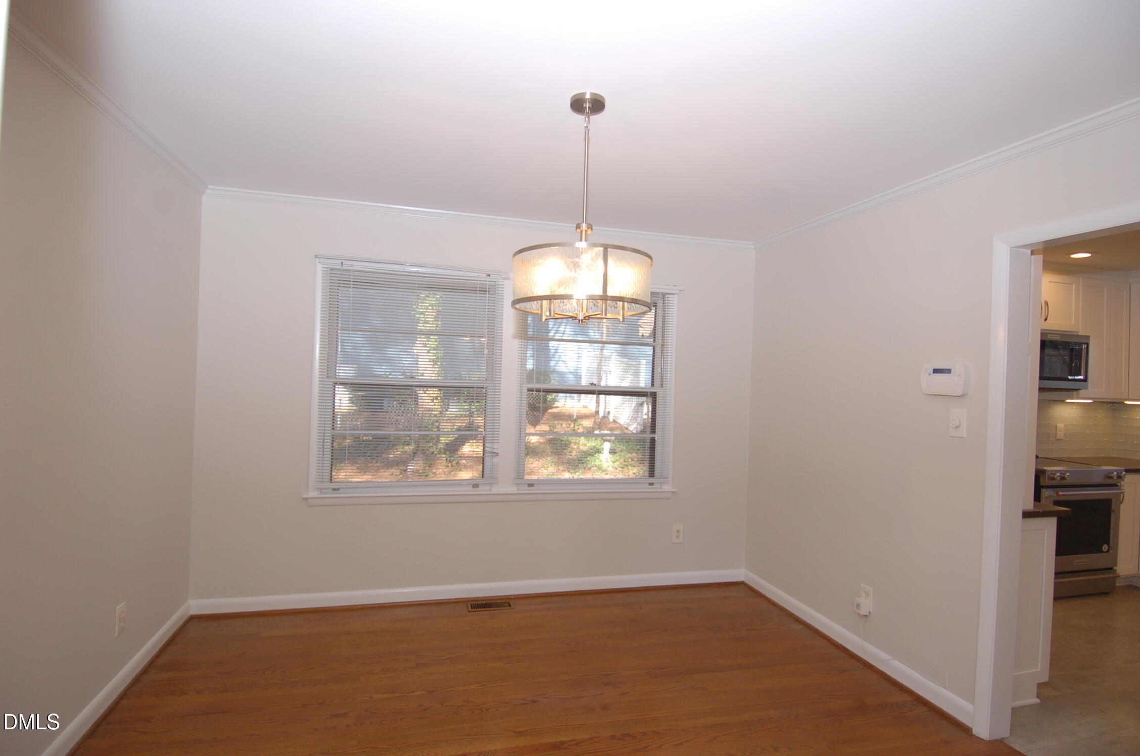 3407 Coleridge Drive Raleigh, NC 27609 - Photo 5 of 16 5 Dining