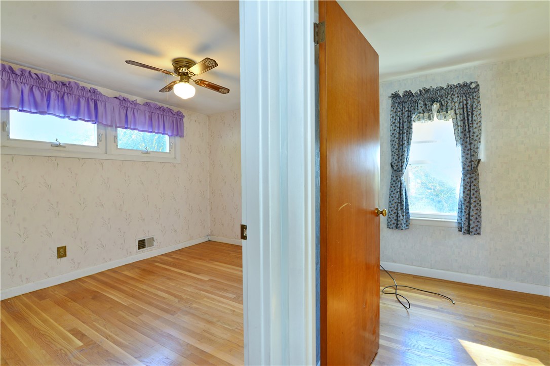 28 Oberlin Drive Warwick, RI 02886 - Photo 28 of 41 split view