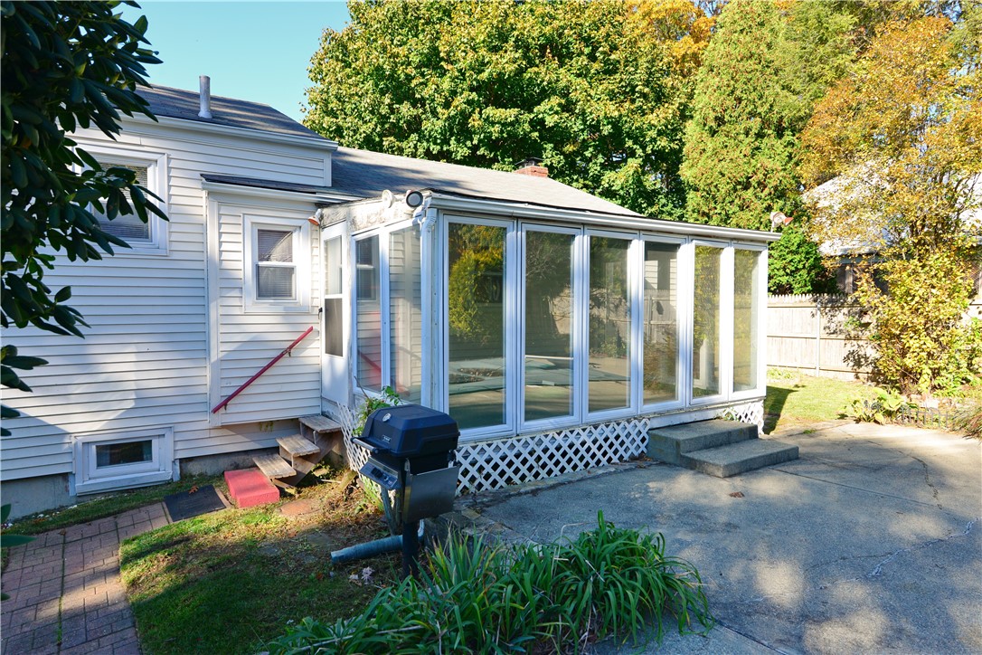 28 Oberlin Drive Warwick, RI 02886 - Photo 34 of 41