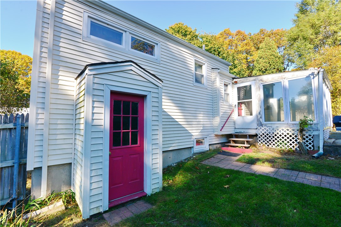 28 Oberlin Drive Warwick, RI 02886 - Photo 35 of 41