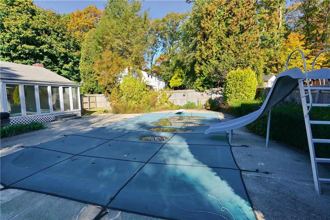 28 Oberlin Drive Warwick, RI 02886 - Photo 38 of 41