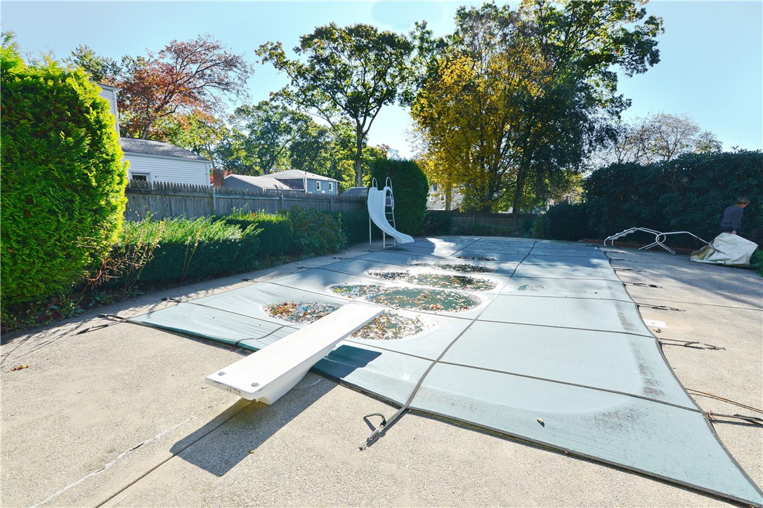 28 Oberlin Drive Warwick, RI 02886 - Photo 39 of 41