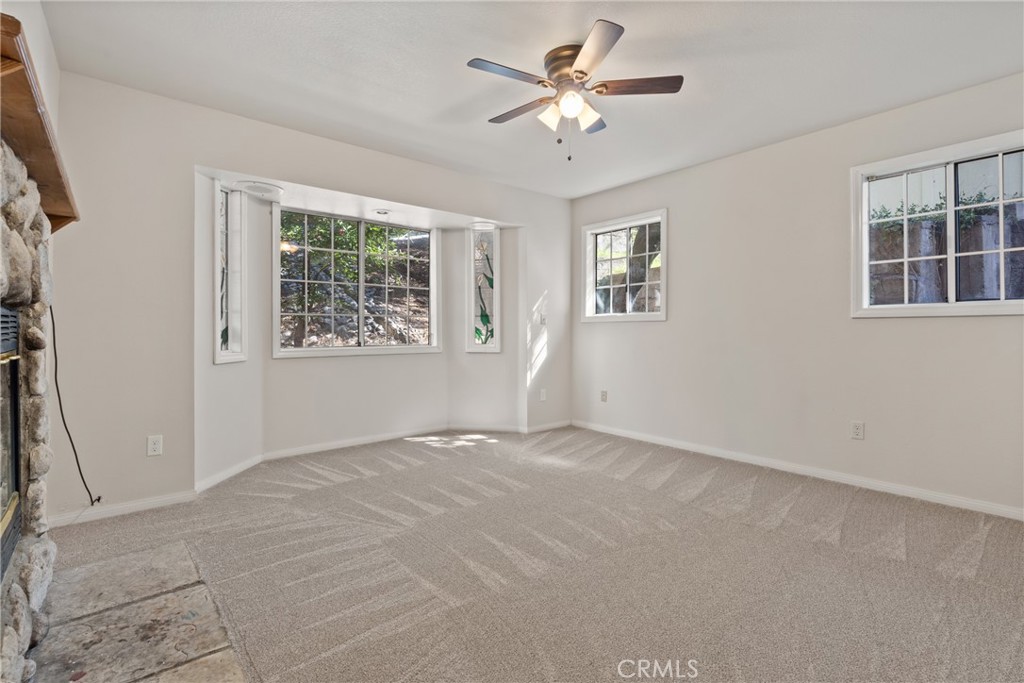 23561 Short Way Crestline, CA 92325 - Photo 11 of 18