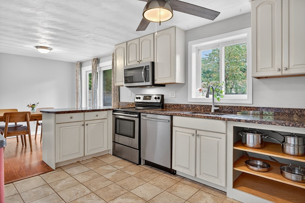 14 Paxton Road Framingham, MA 01701 - Photo 13 of 24