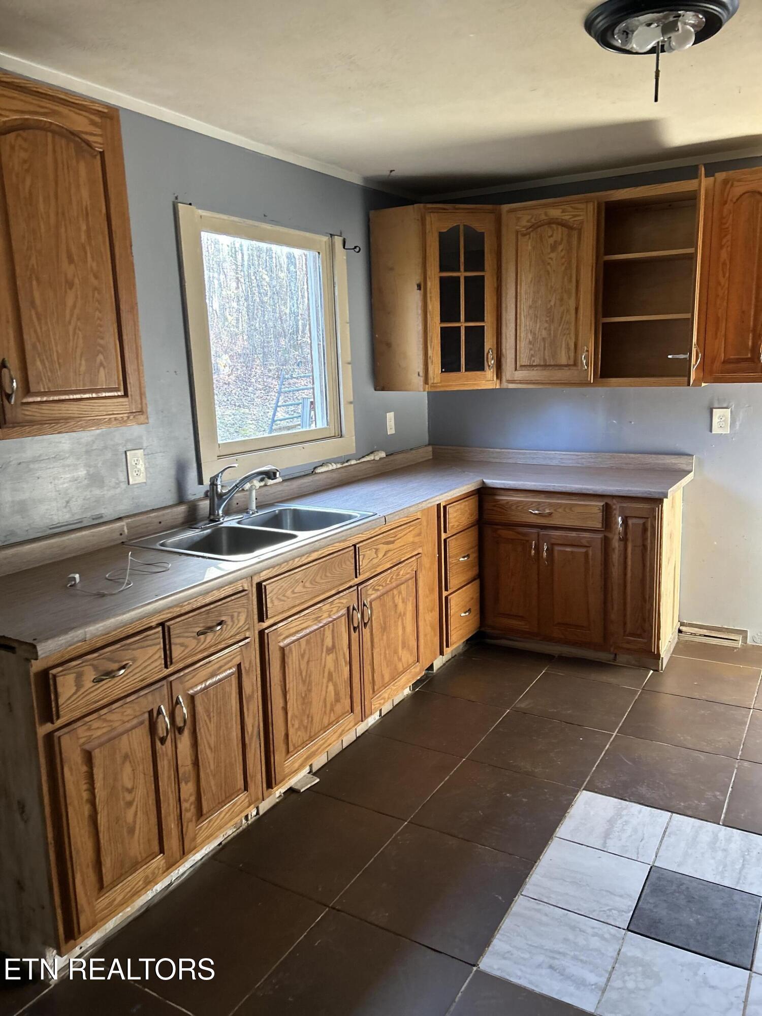 346 Scott Wyatt Road Deer Lodge, TN 37726 - Photo 17 of 29 346 scott wyatt kitchen from hallway