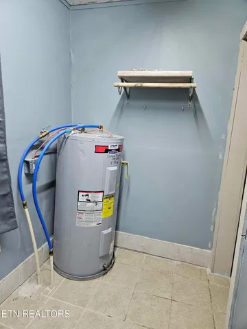 $128,000 | 346 Scott Wyatt Road, Deer Lodge, TN 37726