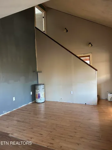 $128,000 | 346 Scott Wyatt Road, Deer Lodge, TN 37726