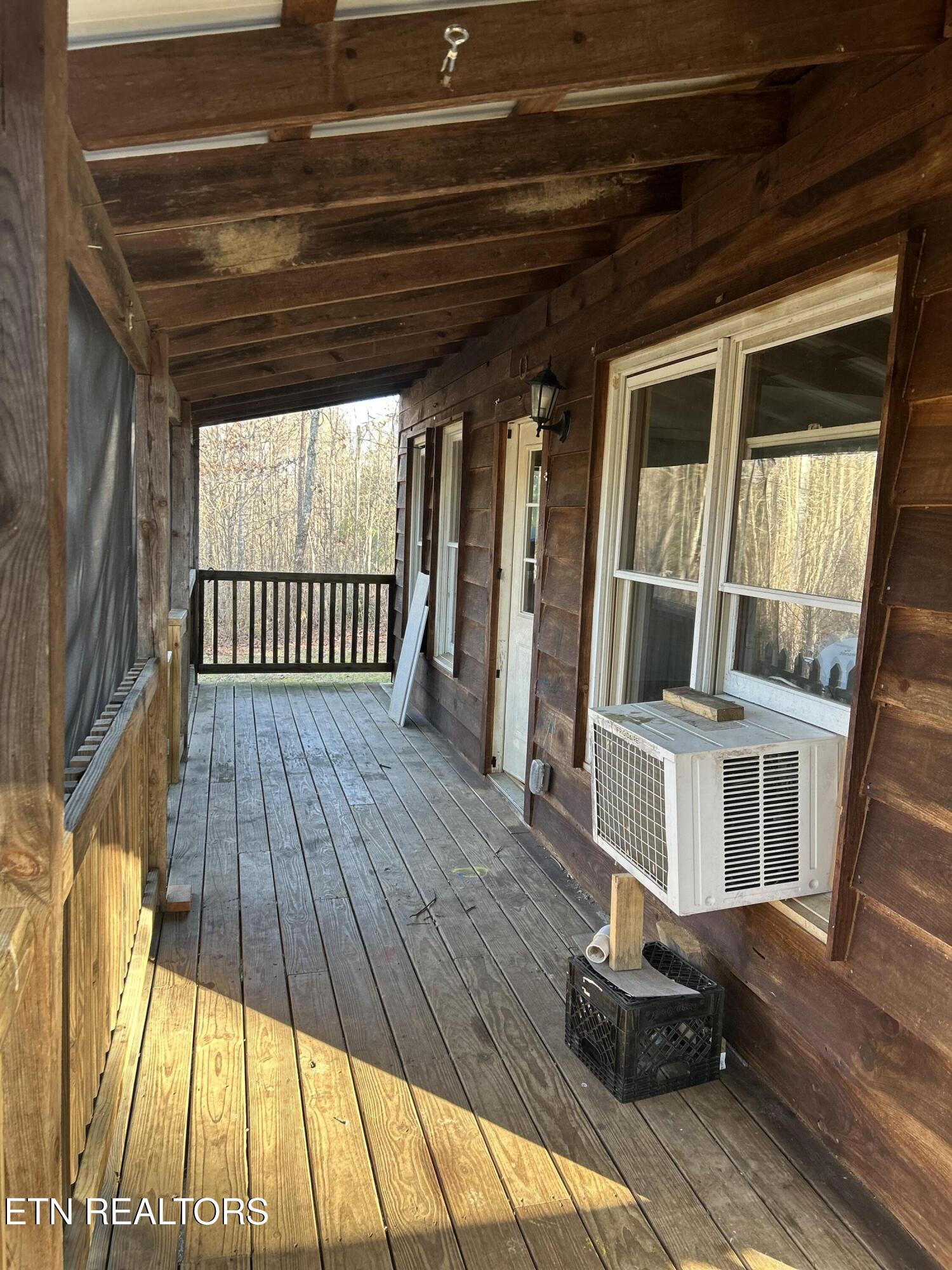 346 Scott Wyatt Road Deer Lodge, TN 37726 - Photo 6 of 29 346 scott wyatt front porch