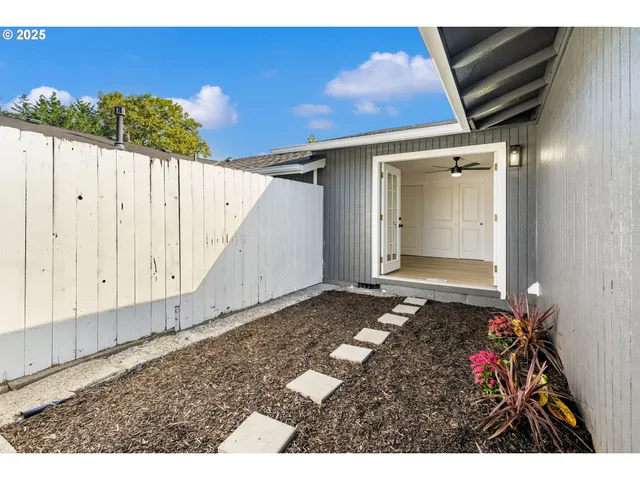 $465,000 | 3198 Southwest 16th Circle, Gresham, OR 97080