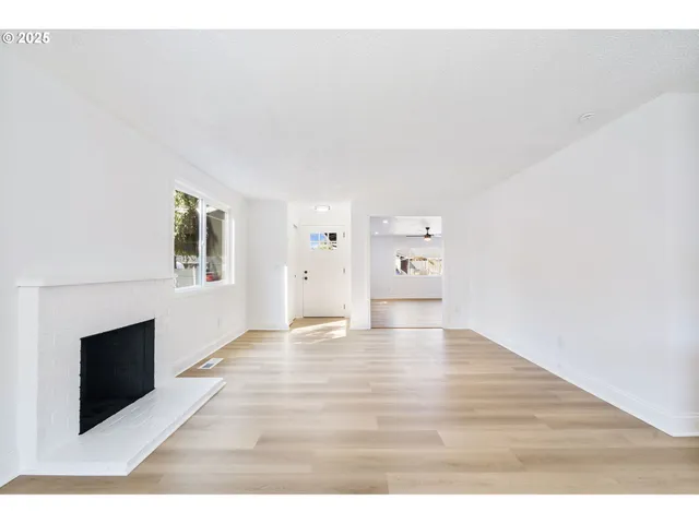 $465,000 | 3198 Southwest 16th Circle, Gresham, OR 97080