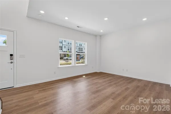 $3,500 | 504 Annie Lowery Way, Davidson, NC 28036