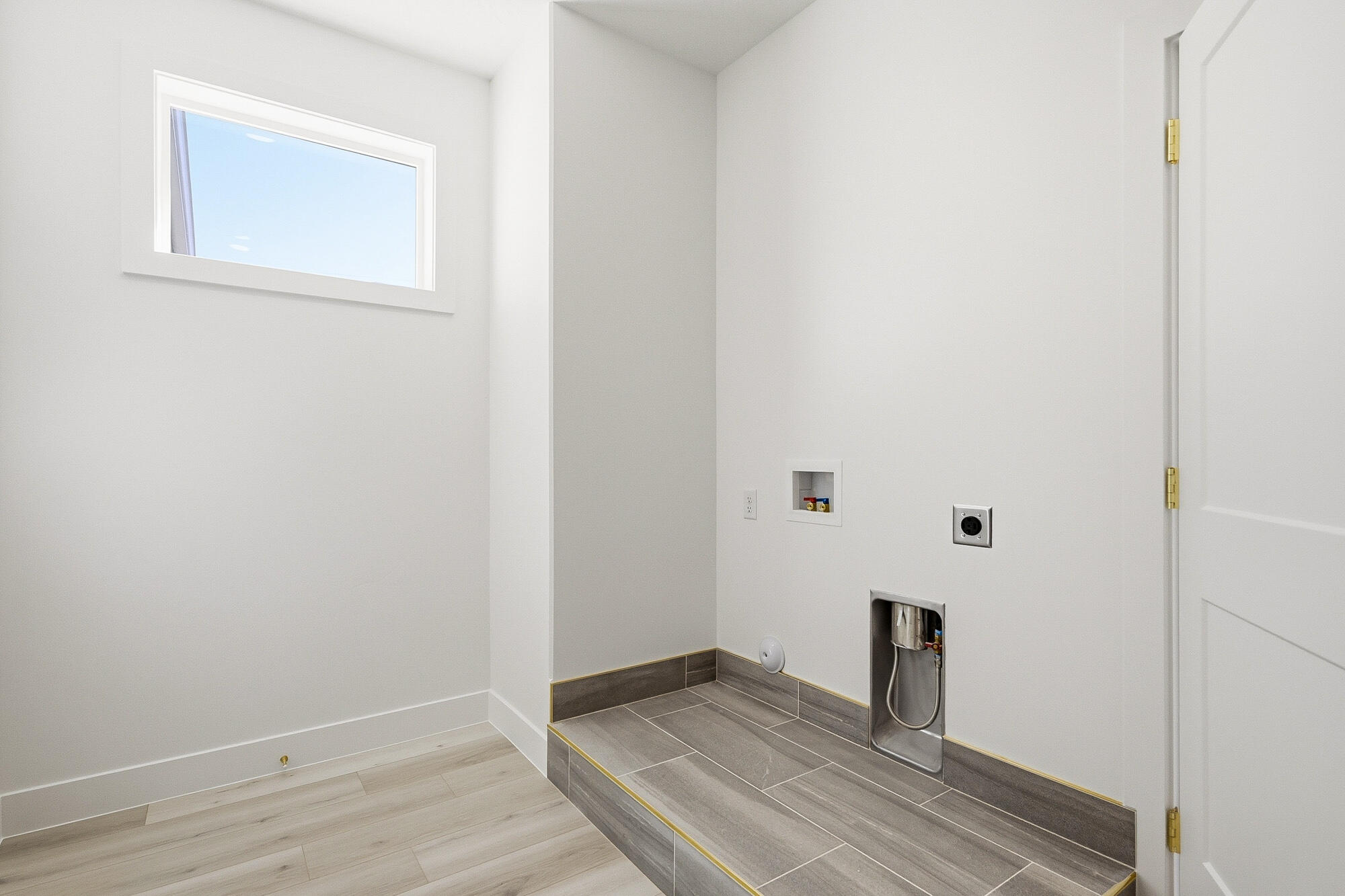 4192 West Midvalley Road Cedar City, UT 84721 - Photo 23 of 59 4192 W Midvalley Updates-28