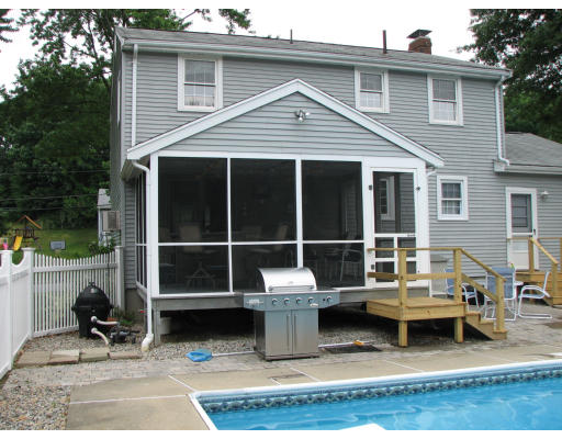 23 Ruthellen Road Hudson, MA 01749 - Photo 6 of 21 Gallery Image 6