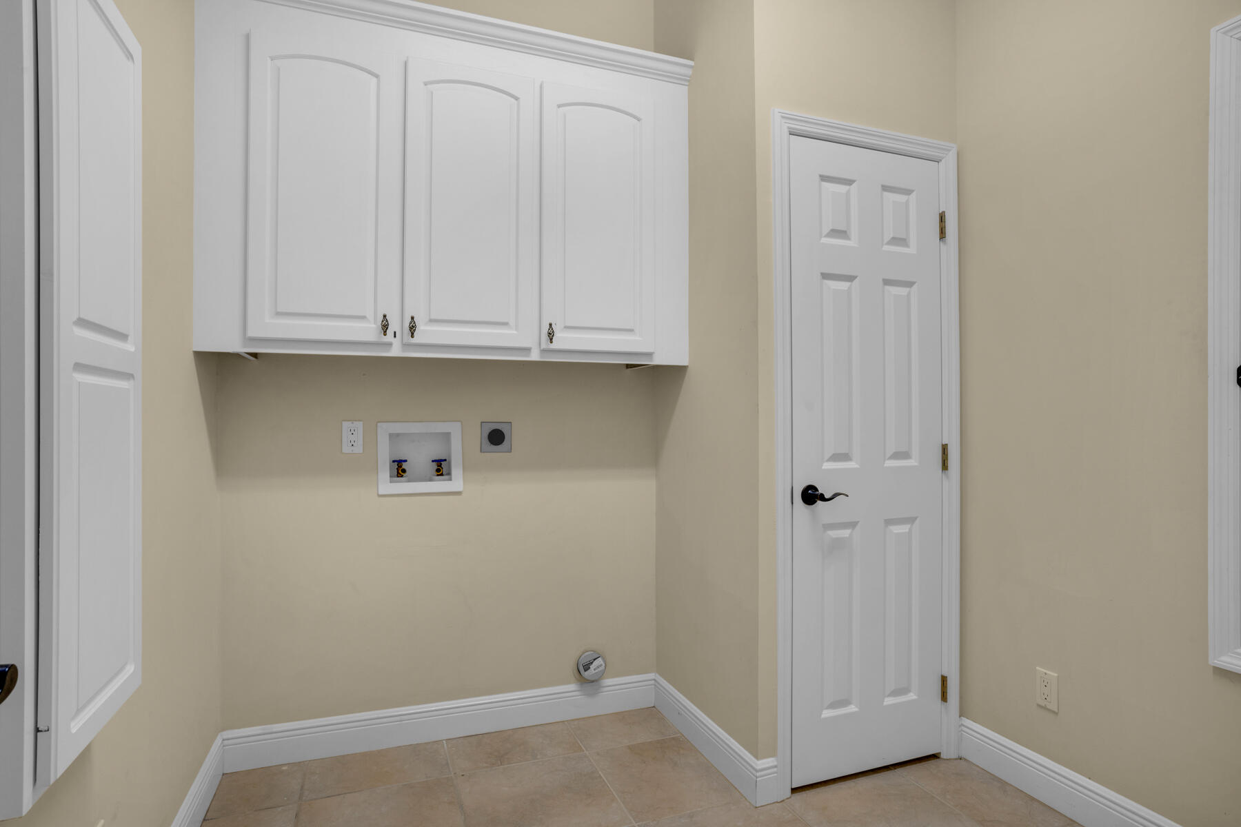 116 Tranquility Lane Destin, FL 32541 - Photo 23 of 27 a view of walk in closet with empty racks