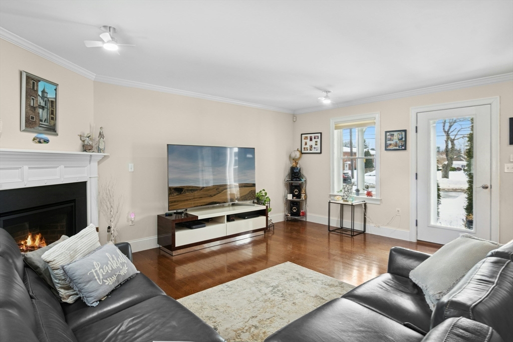80 Pleasant Street, Unit 80 Medfield, MA 02052 - Photo 12 of 31