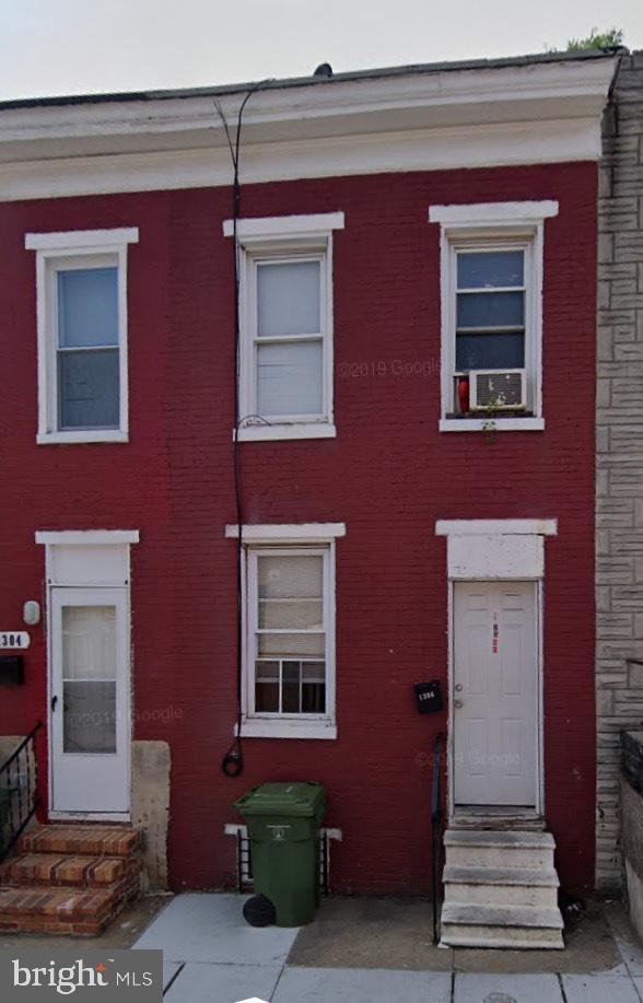 1306 North Spring St  