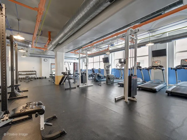 $3,000 | 500 South Clinton Street, Unit 110, Chicago, IL 60607