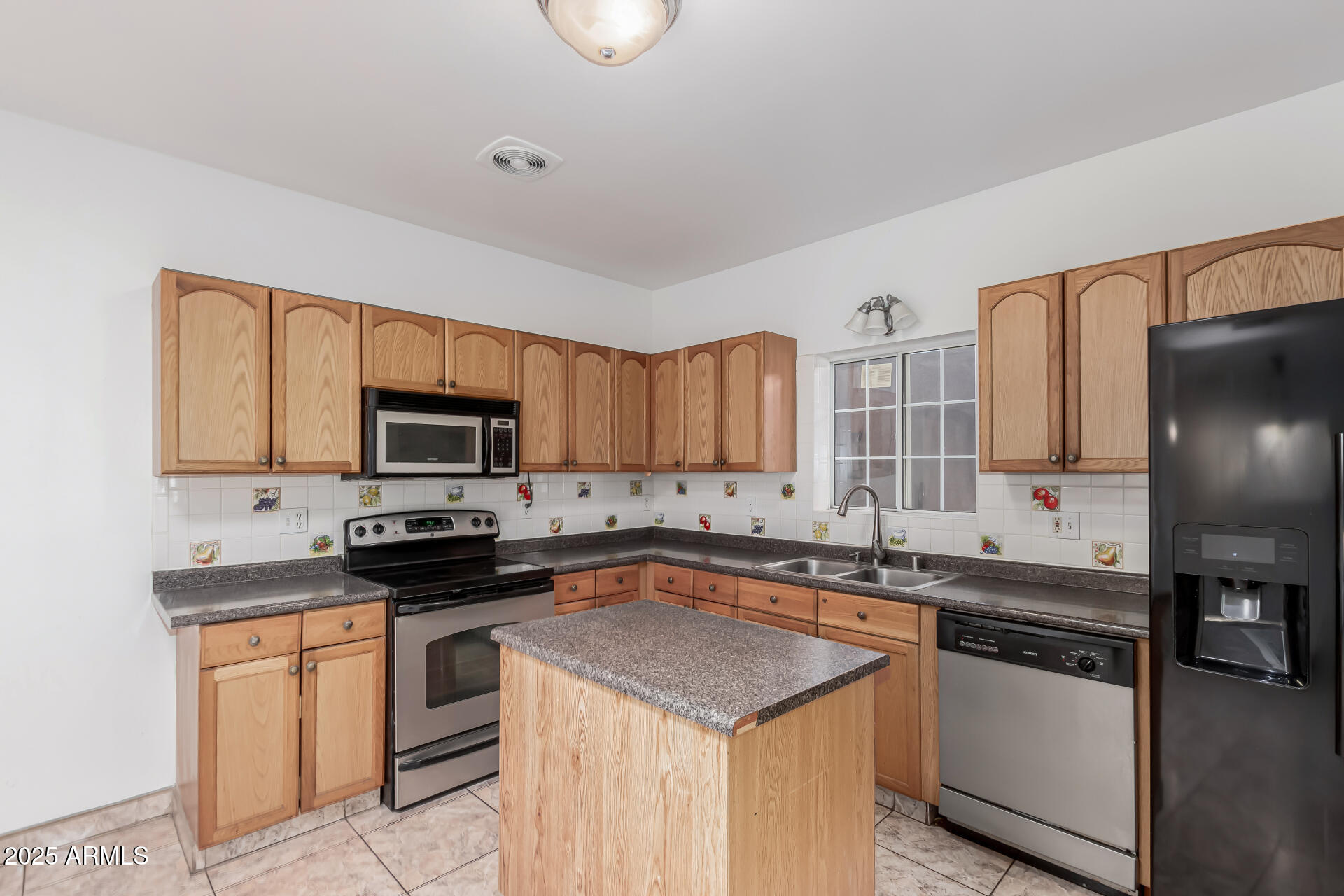 3126 East Monte Vista Road Phoenix, AZ 85008 - Photo 12 of 35 12 - Monte Vista 3126