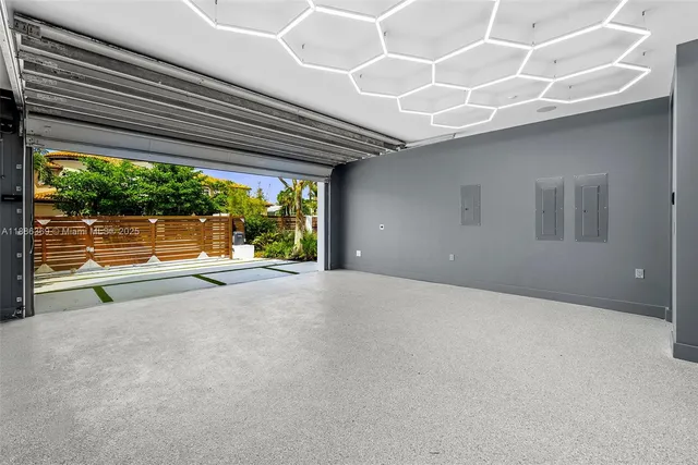 $42,900 | 3306 Northeast 16th Street, Fort Lauderdale, FL 33304