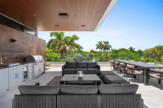 $42,900 | 3306 Northeast 16th Street, Fort Lauderdale, FL 33304