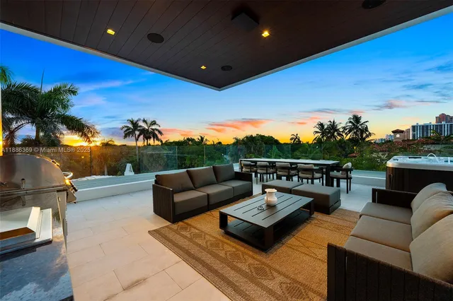 $42,900 | 3306 Northeast 16th Street, Fort Lauderdale, FL 33304