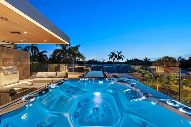 $42,900 | 3306 Northeast 16th Street, Fort Lauderdale, FL 33304