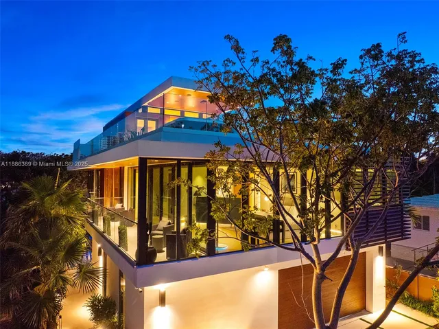 $42,900 | 3306 Northeast 16th Street, Fort Lauderdale, FL 33304