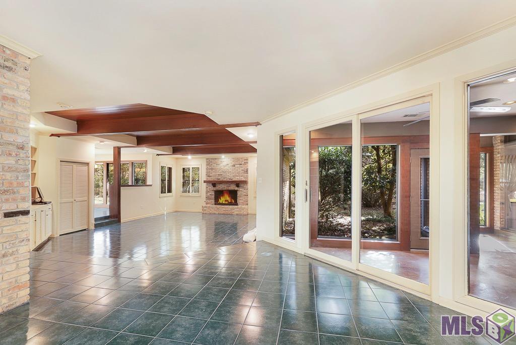 8041 Oak Hollow Drive Baton Rouge, LA 70810 - Photo 3 of 17