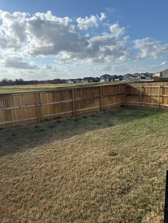 $1,500 | 349 Bronco Billy Drive, Jarrell, TX 76537