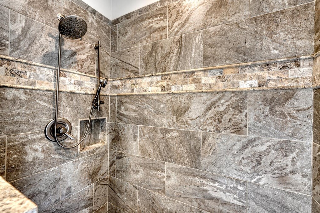 161 Loop Lane Blairsville, GA 30512 - Photo 18 of 67 a bathroom with a shower