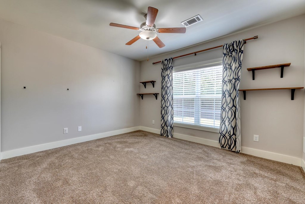 161 Loop Lane Blairsville, GA 30512 - Photo 34 of 67 a view of empty room with ceiling fan