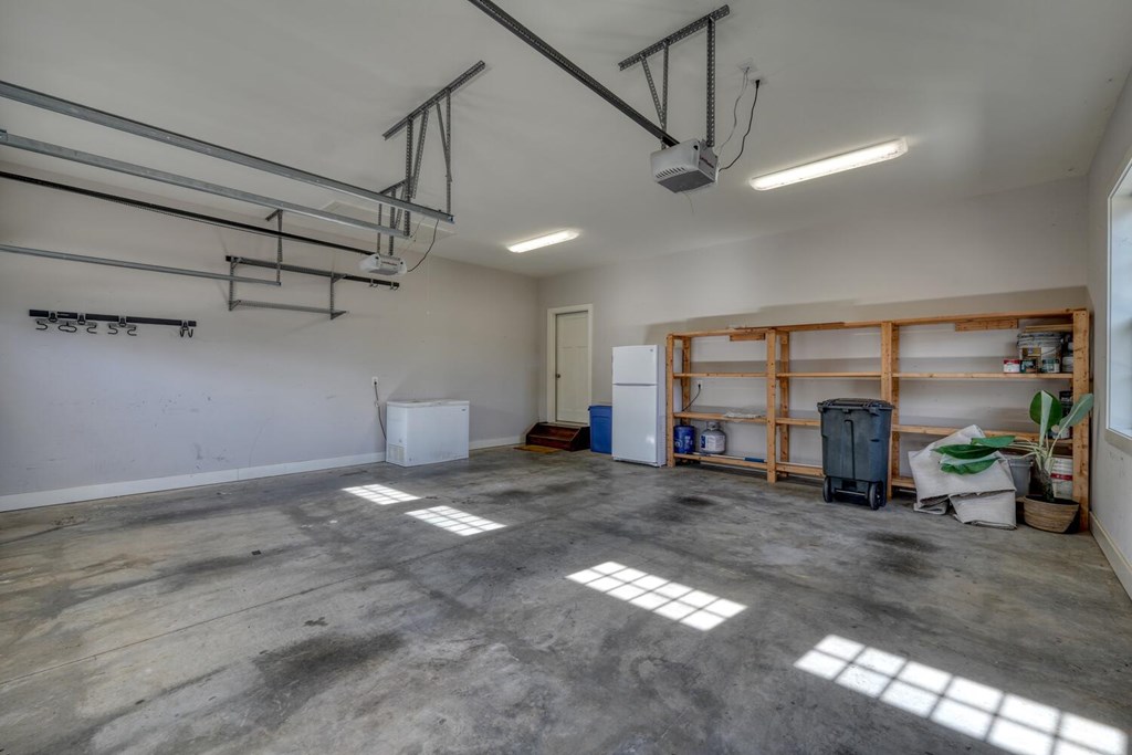 161 Loop Lane Blairsville, GA 30512 - Photo 48 of 67 a view of a big room with air conditioner duct and materials on floor