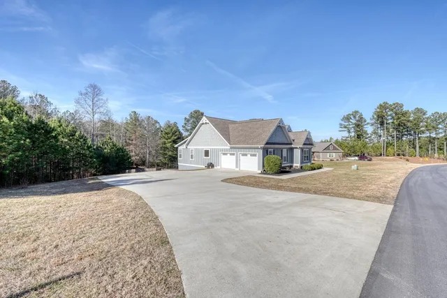$929,900 | 161 Loop Lane, Blairsville, GA 30512