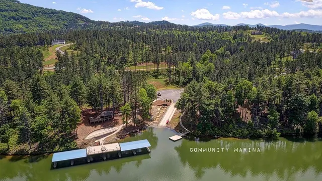 $929,900 | 161 Loop Lane, Blairsville, GA 30512