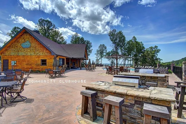 $929,900 | 161 Loop Lane, Blairsville, GA 30512