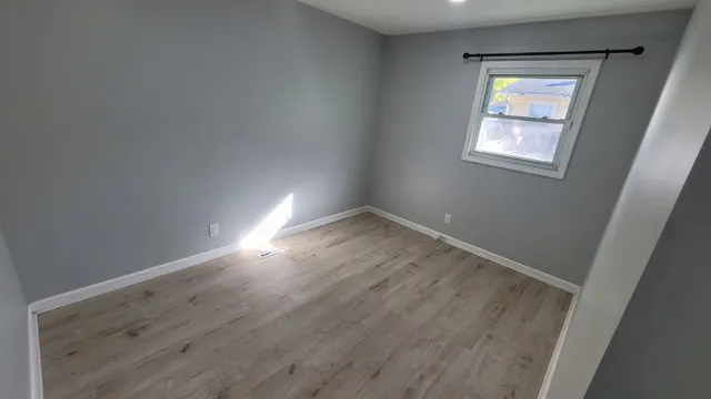 $2,250 | 149 Austin Avenue, Carpentersville, IL 60110