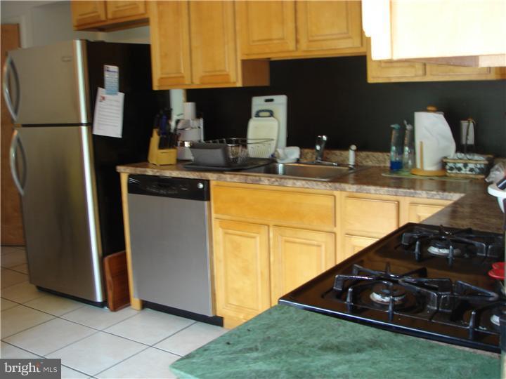 30 Baily Road Yeadon, PA 19050 - Photo 8 of 19 Kitchen