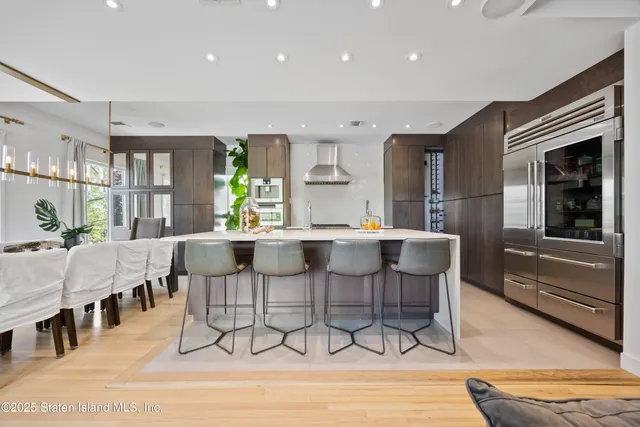 $1,799,000 | 153 Fine Boulevard | Todt Hill