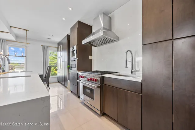 $1,799,000 | 153 Fine Boulevard | Todt Hill