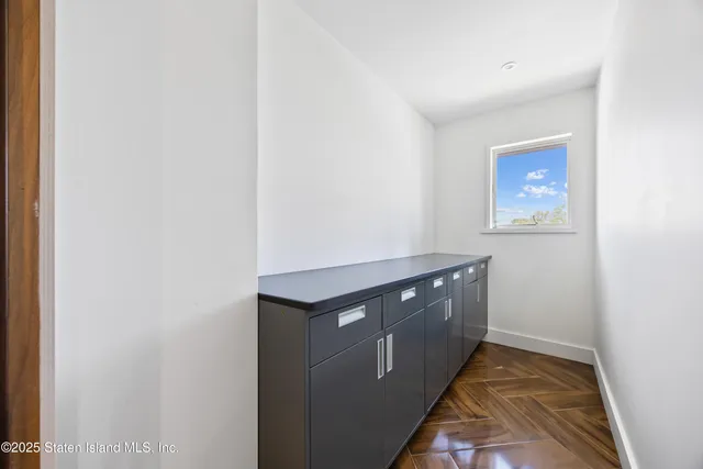 $1,799,000 | 153 Fine Boulevard | Todt Hill