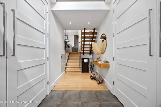 $1,799,000 | 153 Fine Boulevard | Todt Hill